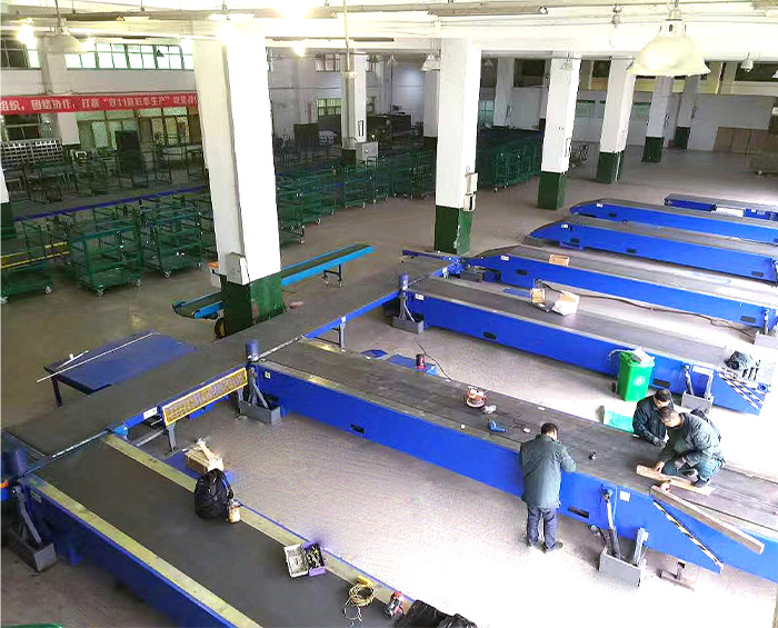 伸縮輸送機皮帶打滑與斷裂產(chǎn)生原因